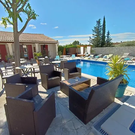 Des Amandiers Hotel 3*