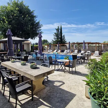 Hotel Des Amandiers Graveson
