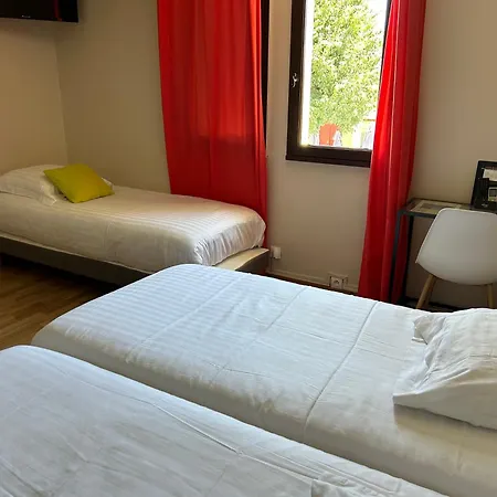 Hotel Des Amandiers 3*