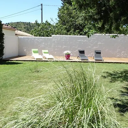 Des Amandiers Hotel Graveson